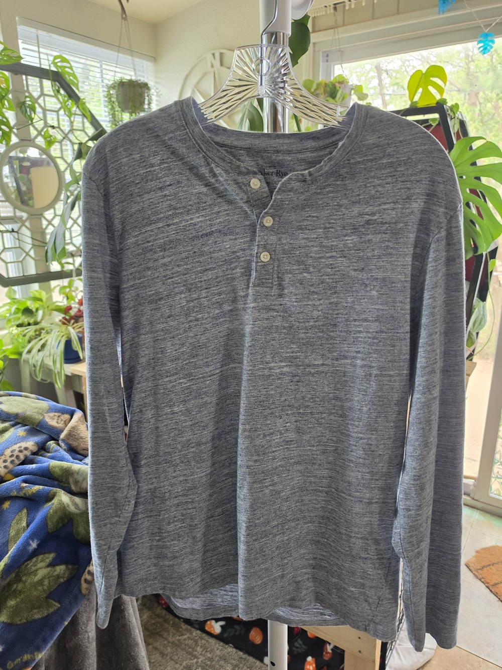 Men's Slate Blue Long-Sleeve Henley Shirt
